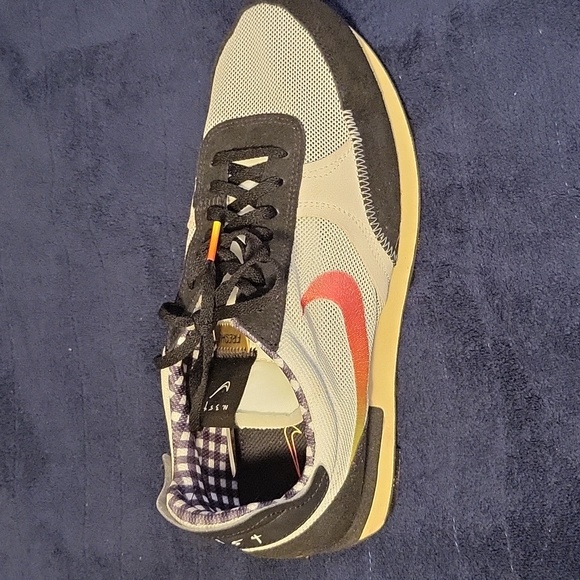 Nike DBreak - Picture 2 of 3